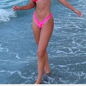 New Vaya Island Cove Reversible Bottom